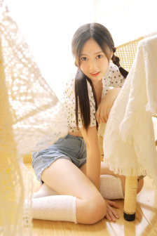 在车上撞进去了视频